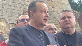 Protiv revizije istorije